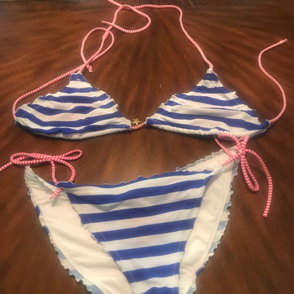 Victoria’s Secret American String Bikini